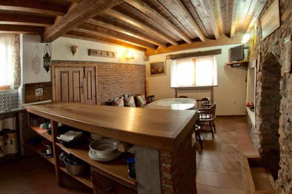 Casa Tia Modesta Es Una Calida Y Acogedora Casa Cabezas Bajas Exteriör bild